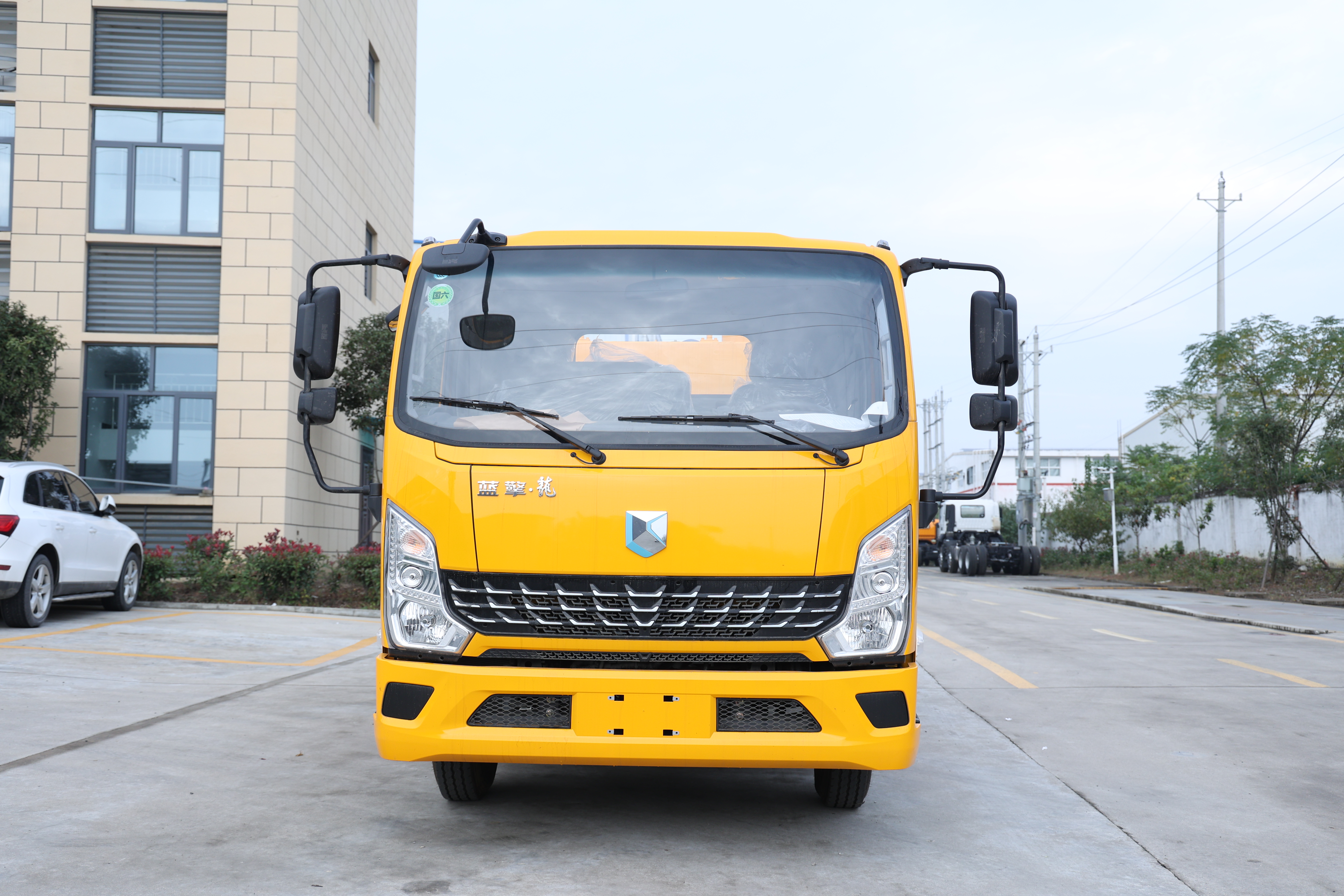 把握設備更新機遇，智能化瀝青灑布車市場靜待破局